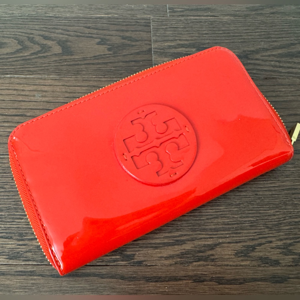 Tory Burch Vermillion Patent Leather Zip Wallet with Logo